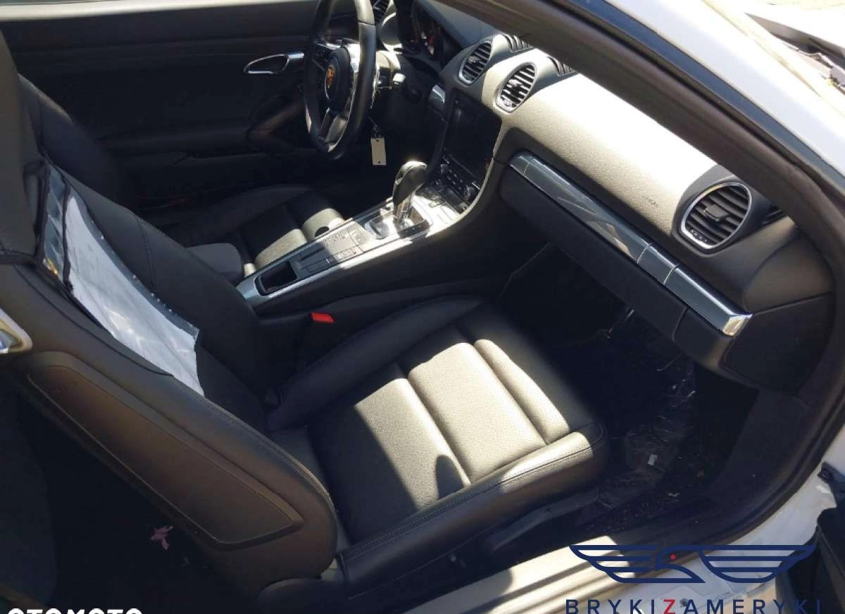 Porsche 718 Cayman cena 109300 przebieg: 29962, rok produkcji 2018 z Trzciel małe 37